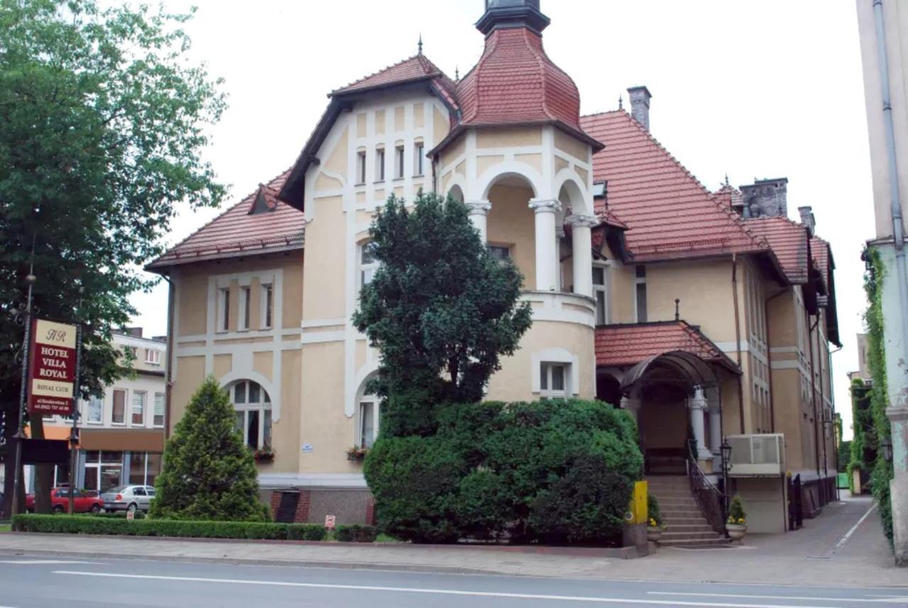 Villa Royal Ostrów Wielkopolski Exteriör bild